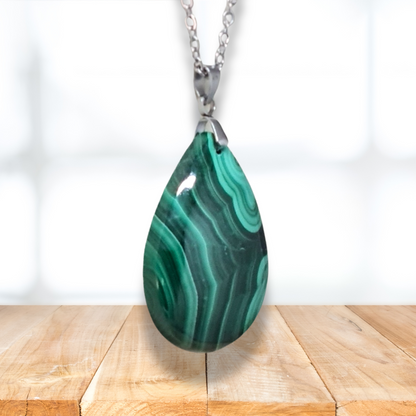 Pendentif en Malachite (PE2081) - ENAE Minéraux