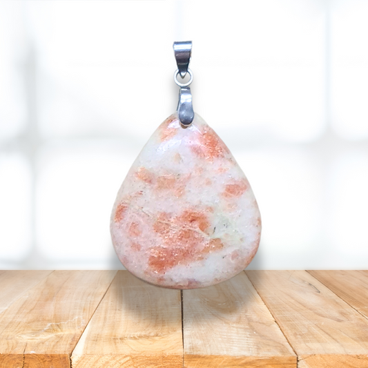 Pendentif en Pierre de Soleil (PE1016)