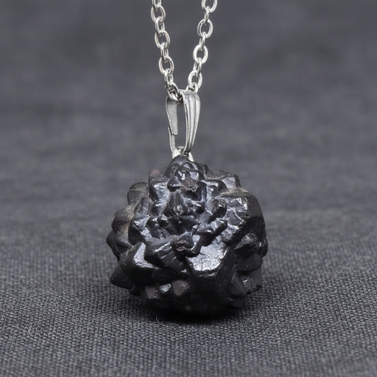 Pendentif en Pierre de Prophétie (PE2023-7) - ENAE Minéraux