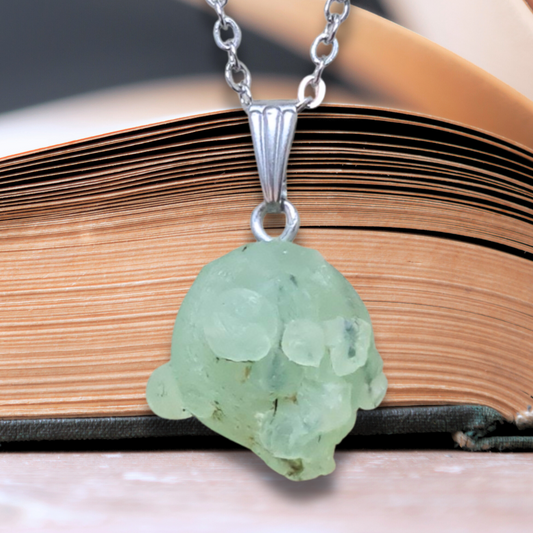 Pendentif en Prehnite brute (PE2097-3)