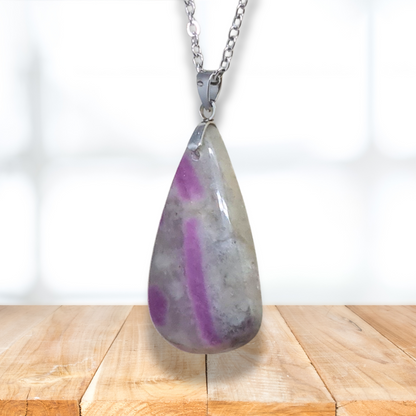 Pendentif en Rubis et Sillimanite (PE2086) - ENAE Minéraux