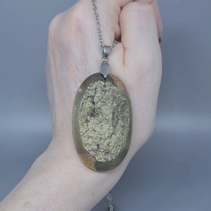 Pendentif en Pyrite face brute (PE2114)