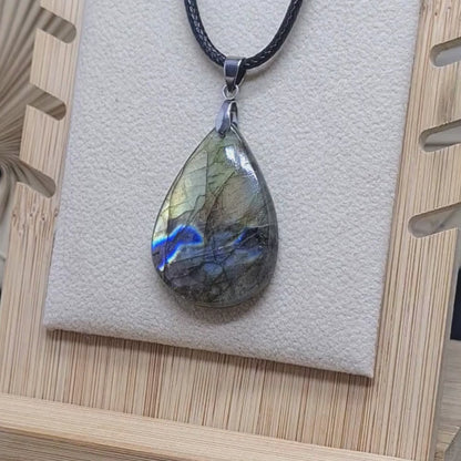 Pendentif en Labradorite (PE1726)